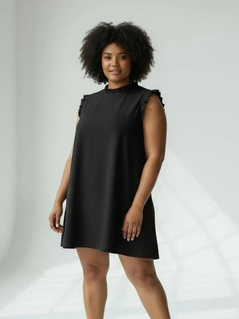 Nicole Miller NY Black Ruffle Sleeve Shift Dress…Large